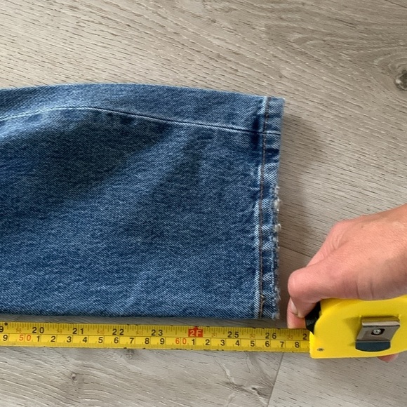 Levi’s 501 Ripped distressed buttons fly jeans high waist medium wash size 25‎ - Picture 12 of 16